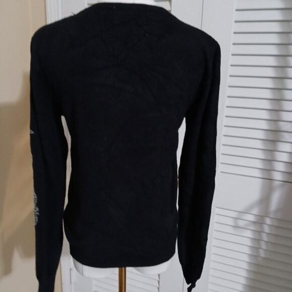 LIV Milano Small Black Long-Sleeved Metallic Seahorse Embellishment Sweater - Picture 8 of 10